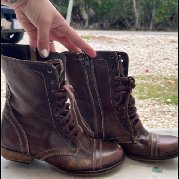 Steve Madden Troopa Combat Boots - Picture 2 of 3